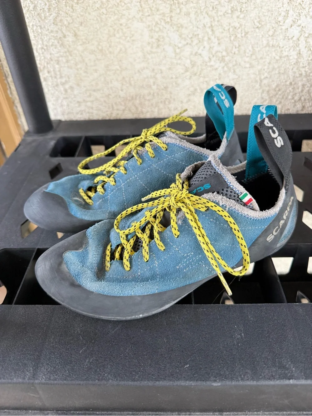 Scarpa Helix Rock Climbing Shoes Hyper Blue EU 40 Men’s 7.5 Women’s 8.5